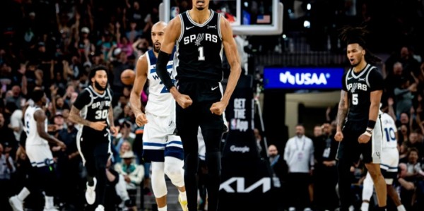 3-2！马刺29分大胜拿到赛点，文班27+17，森林狼逐渐耗光子弹