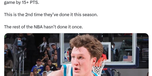 爱游戏体育登录入口-狂胜27分，近18战15胜NBA唯一！3点证明超级鱼腩蜕变成黑马非偶然